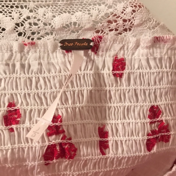 🌸 Free People Beautiful Fleurs Blouse 🌸 - Picture 6 of 7